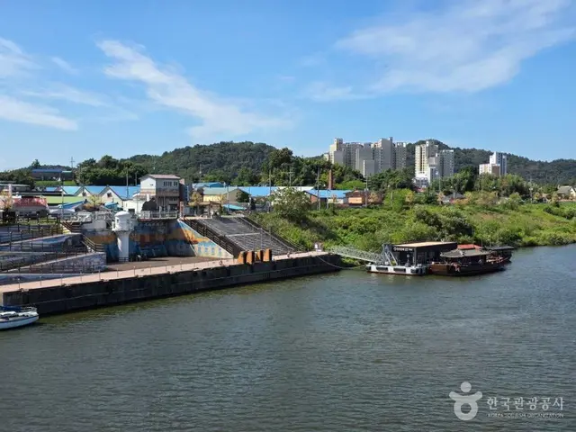영산포 등대 사진