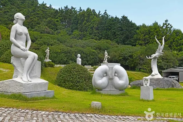 부안금구원야외조각미술관 사진