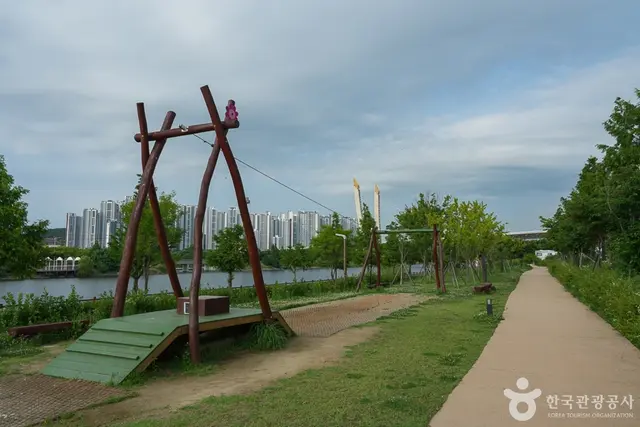 아라천환경놀이터 사진
