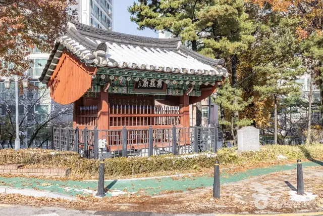 장수공원(열녀문) 사진