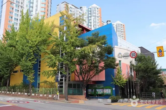 바른샘어린이도서관 사진