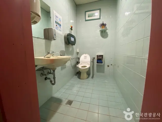 수원선경도서관 어린이실 사진