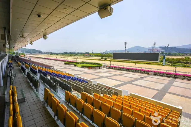 렛츠런파크 부산경남 사진