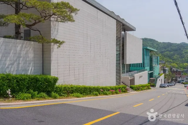 평창동 미술관 거리 사진