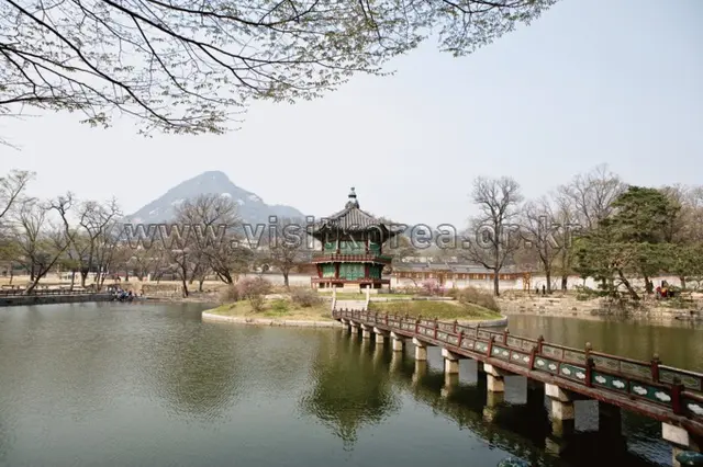 경복궁 향원정 사진
