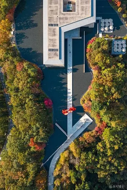 뮤지엄산 사진