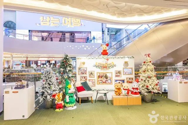 롯데월드몰 사진