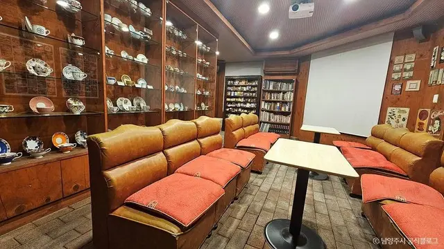 왈츠와닥터만 커피박물관 사진