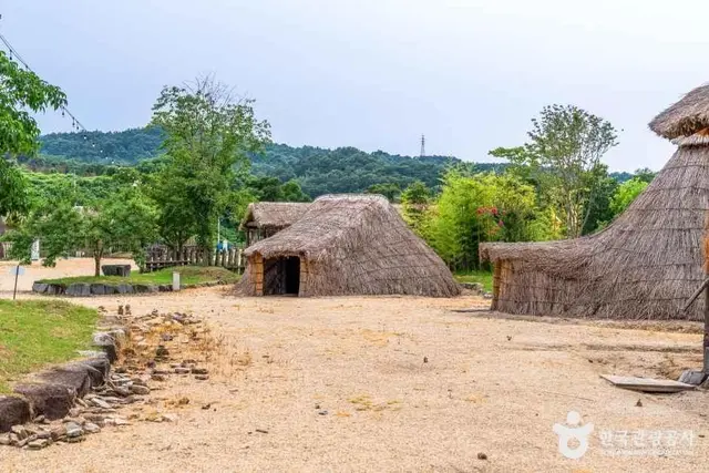 화순 고인돌선사체험장 사진