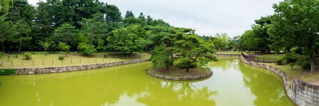 현충사 사진