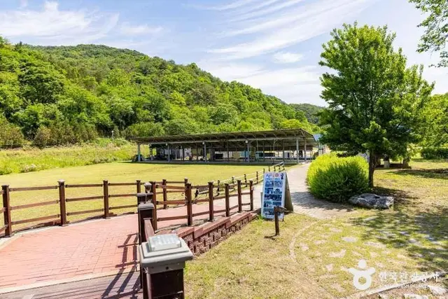 옥순봉생태공원 사진