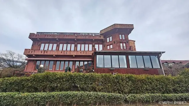 왈츠와닥터만 커피박물관 사진