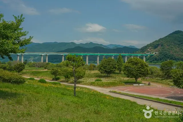 삼랑진생태문화공원 사진