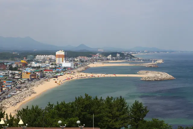 속초등대전망대 사진