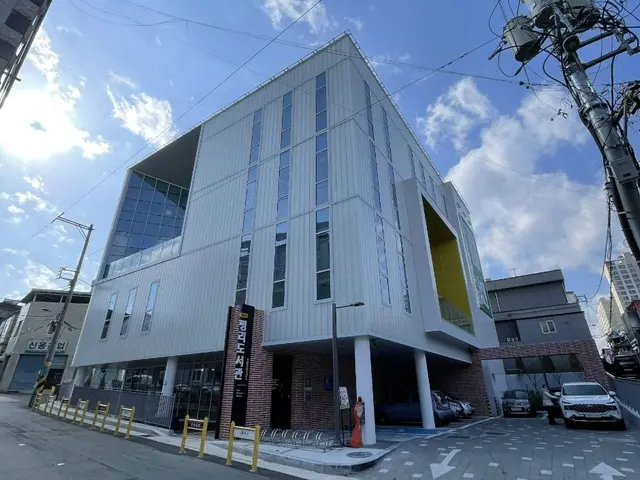 뉴평리도서관 사진