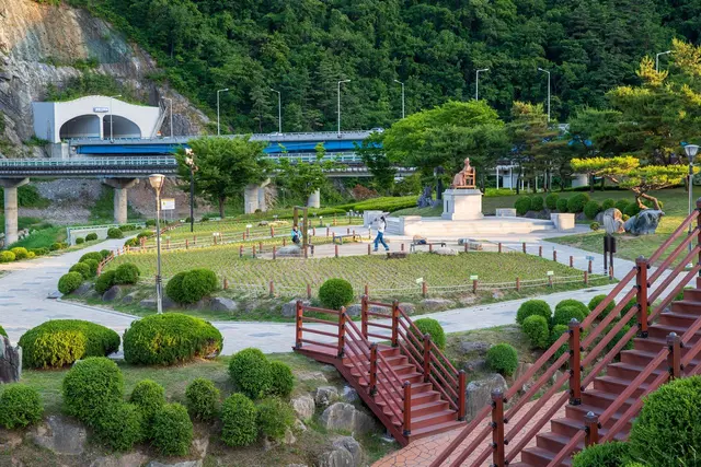 도담삼봉 사진