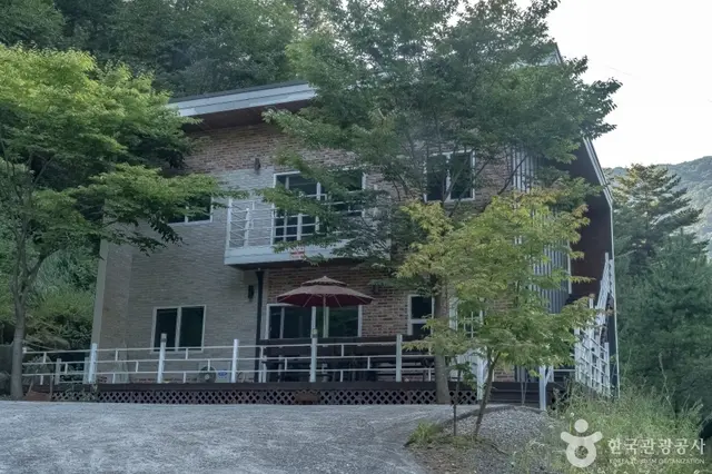 엄둔밸리 계곡펜션캠핑장 사진