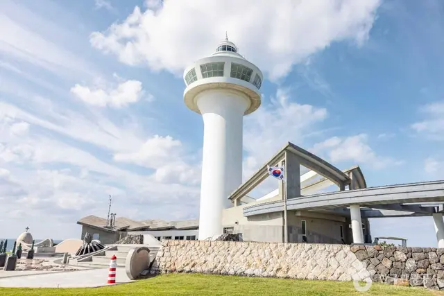 마라도 등대 사진
