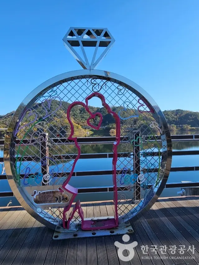 부항댐 출렁다리 사진