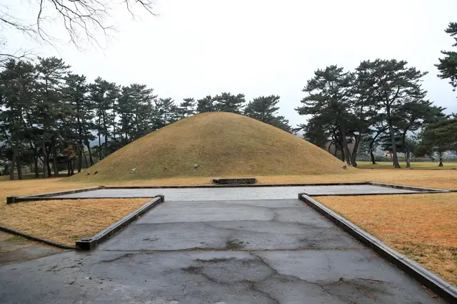 무열왕릉 사진