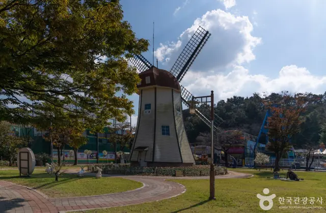 금강하구둑관광지 어린이놀이터 사진