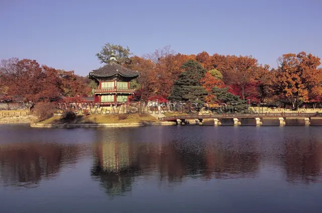 경복궁 향원정 사진
