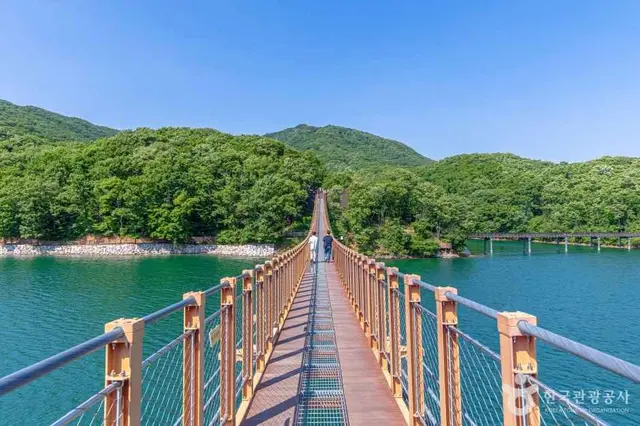 마장호수 출렁다리 사진